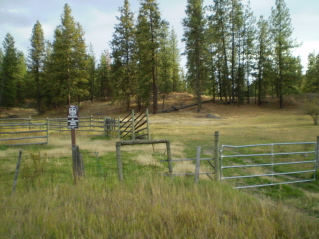 Gate with Park Boundary sign, Mt Keogan 2011-10.